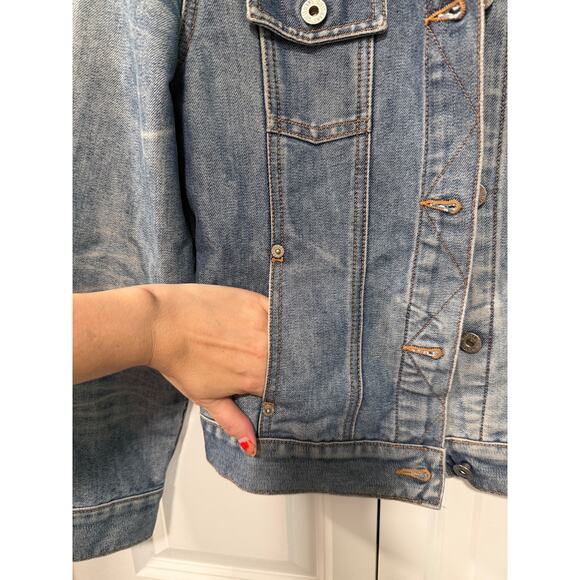 Guess Womans S Vintage y2k Denim Jean Jacket Button Front Medium Wash Blue EUC! - Picture 8 of 13